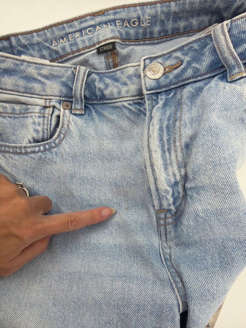 American Eagle Womens Mom Jeans Size 4 Light Wash High Rise Straight Fit Coastal - Picture 6 of 10